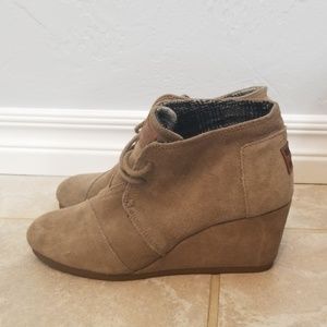 Toms Wedges